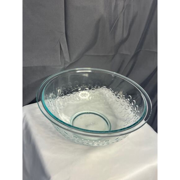 Pyrex 325 Dots Test Pattern Clear Aqua Blue Tint Glass Mixing Bowl 2.5 Quart - Picture 5 of 11